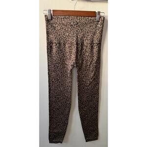 SPANX Look At Me Now seamless leggings women's size large